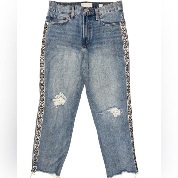 Lucky Brand Relaxed Taper Distressed Jeans - Picture 1 of 9
